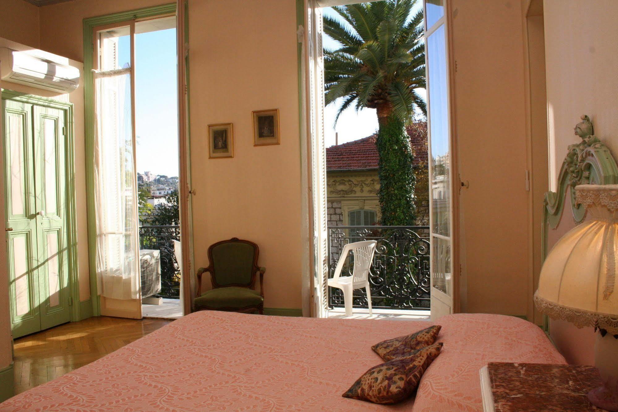 Résidence La Villa Léonie Niza Exterior foto