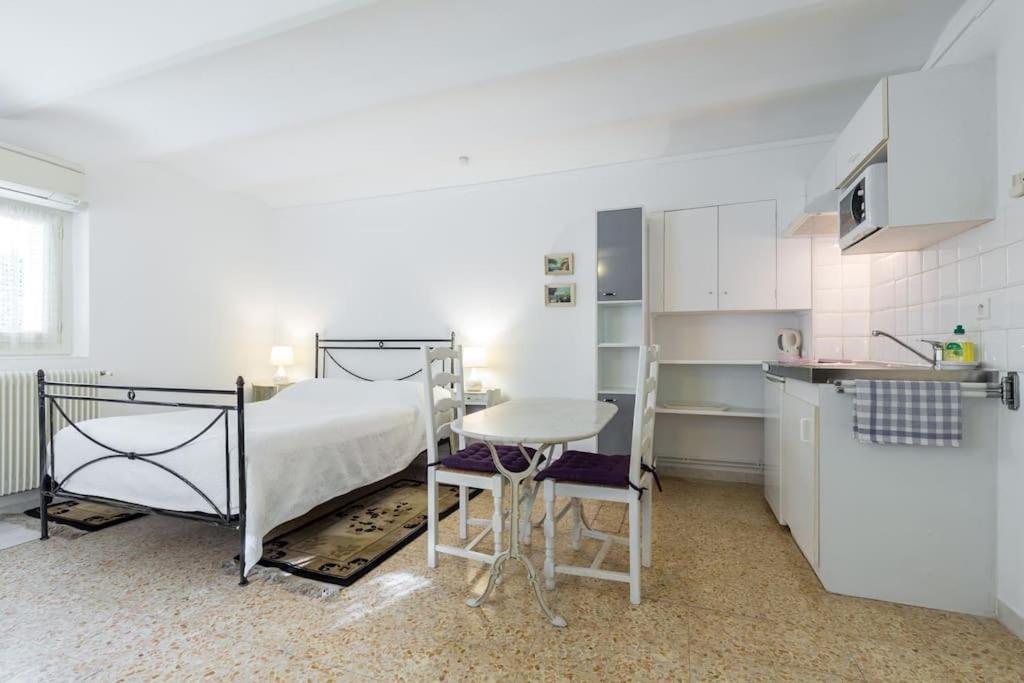 Résidence La Villa Léonie Niza Exterior foto